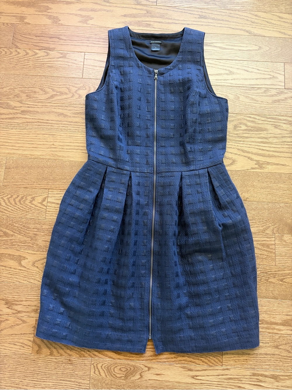 Club Monaco Sleeveless Navy Zip-Front Dress